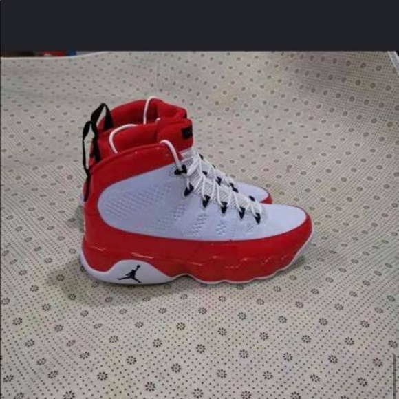 Shoes - Picture 2 of 3